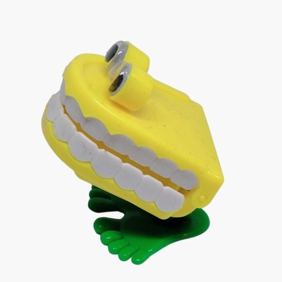 Wind Up Chattering Teeth  Walling Dentures Toy Yellow Creeping Hungry Toy - Picture 3 of 6
